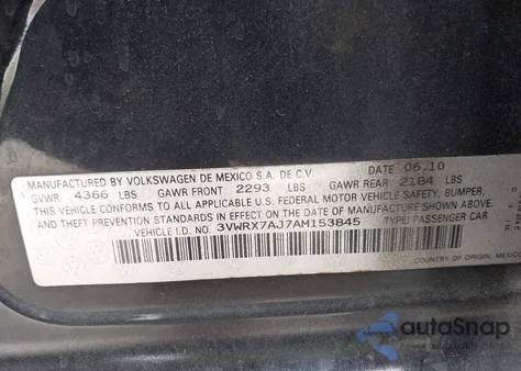 2010 Volkswagen Jetta Limited Edition z USA, uszkodzony, nr VIN 3VWRX7AJ7AM153845